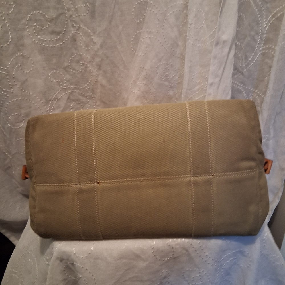 Dooney and Bourke Set Of 2 Green Travel Weekender Duffel Bags - Picture 6 of 9